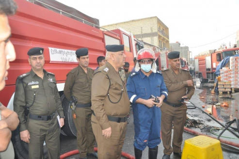 اخماد حريق  اندلع في سوق البياع جنوبي بغداد