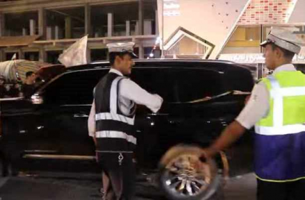 اهالي البصرة يحيون ليلة العاشر من محرم الحرام