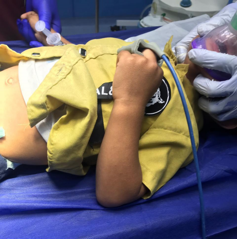 اطباء أختصاصيون في النجف يحذرون من إبتلاع الأطفال 