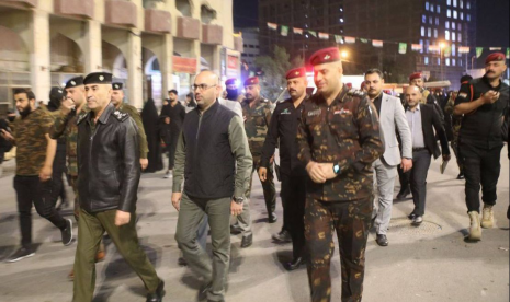 وسط اجراءات امنية مشددة ....جموع الزائرين تتوافد ص