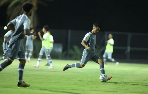 الاولمبي اليمني يستعد لمواجهة منتخبنا الاثنين المق
