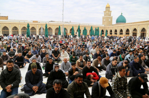 خطيب الكوفة : الصيام تدريب على قمع إرادتها  