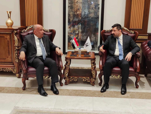 وزير العدل يبحث مع محافظ البصرة إنشاء مشروع بناء م