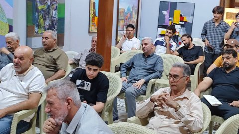 صورة مرفقة