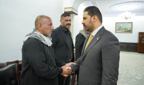 الزيدي يوجه بتوفير الرعاية الكاملة لأُسرتي شهيدي ا
