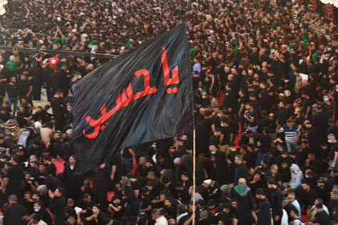 حشود الزائرين يحيون ذكرى استشهاد الإمام الحسين (ع)