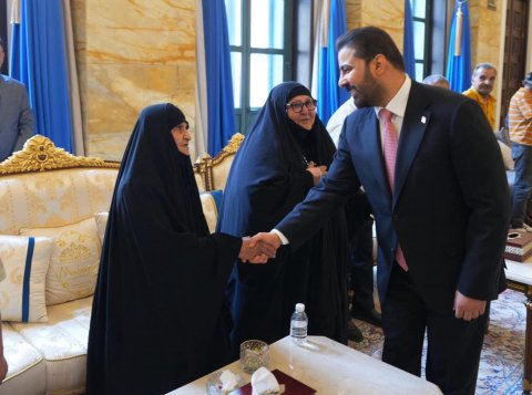 صورة مرفقة