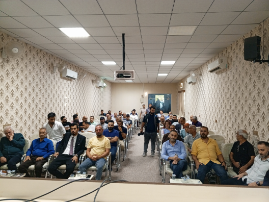 صحفيو البصرة يناقشون العمل الصحفي بالمحافظة والمضا