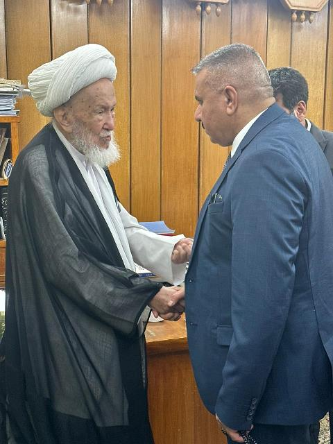 وزير الداخلية يزور عدد من مراجع الدين والشخصيات في