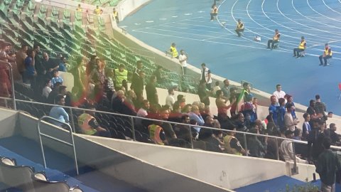 بالصور.. ملعب المدينة الرياضية بالبصرة يستعد لاقام
