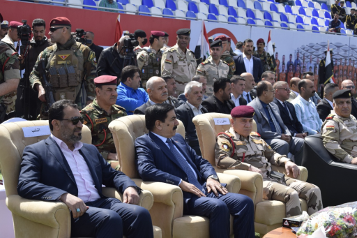 وزير الدفاع يفتتح ملعب النادي البحري الرياضي بالبص