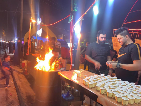 البصريون يحيون مراسيم عاشوراء 
