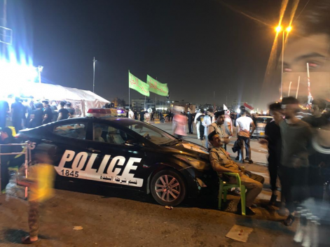 البصريون يحيون مراسيم عاشوراء 