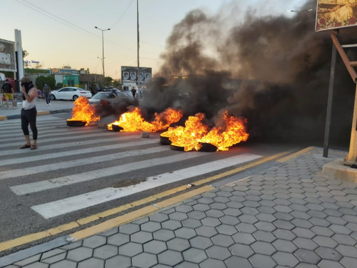 تظاهرة في البصرة تطالب بالكشف عن قتلة المتظاهرين و