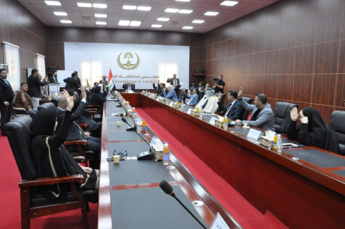 مجلس محافظة البصرة ينتخب رئيسا ونائبا له وتجديد دو