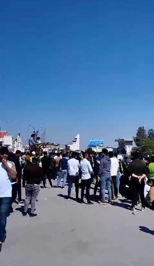 خريجون في البصرة يطالبون بتوفير درجات وظيفية لهم 