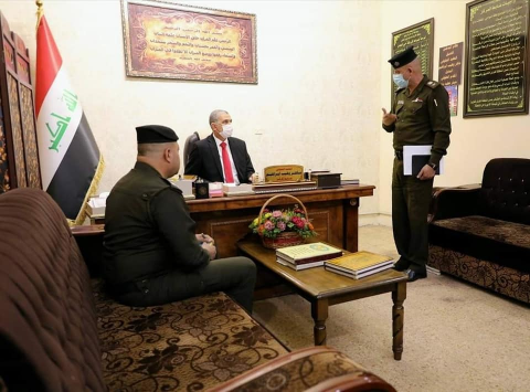 وزير الداخلية يجري جولة ميدانية على عدد من مراكز ا