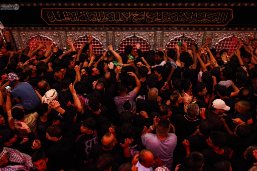 حشود الزائرين تحيي ذكرى وفاة الرسول الاعظم  ( ص ) 