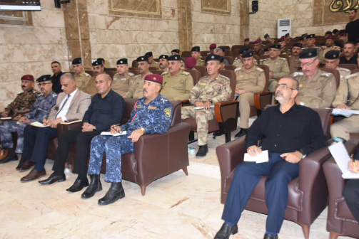 قيادة شرطة ذي قار تعقد مؤتمرا امنيا لمناقشة الخطة 