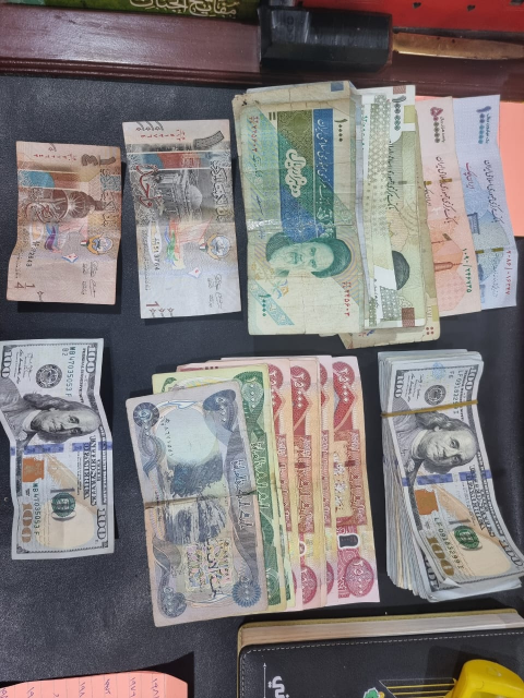 حرس حدود المنطقة الرابعة تلقي القبض على ٨ متمهين ب