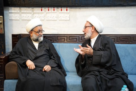 صورة مرفقة
