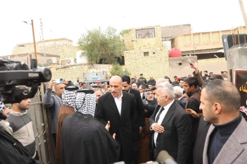 رئيس اتحاد الكرة يحضر مجالس عزاء ضحايا حادث مشجعي 