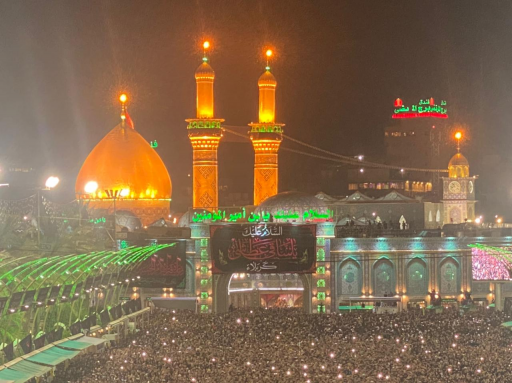بدء مراسم استبدال رايتي قبتي الإمامين الحسين والعب