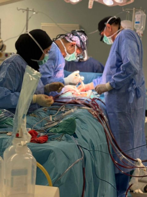 نجاح عملية قلب مفتوح لإنقاذ مريضة تعاني من قصور الشرايين التاجية في مركز السياب التخصصي بالبصرة