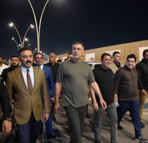 محافظ البصرة  يتابع تفويج الزائرين في منفذ سفوان الحدودي الق