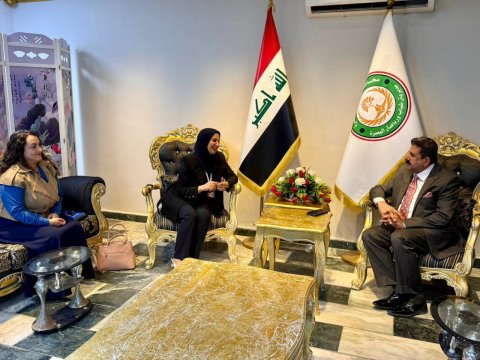 مديرية شباب ورياضة البصرة ومنظمة النجدة الشعبية تبحثان تنفيذ