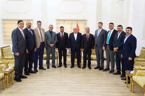 بعد منح الثقة لحكومة الزيدي...انشقاقات جديدة تعصف بائتلاف ال