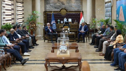 الموانئ تبحث مع هيئة الاستثمار التعاون في المشاريع الستراتيج