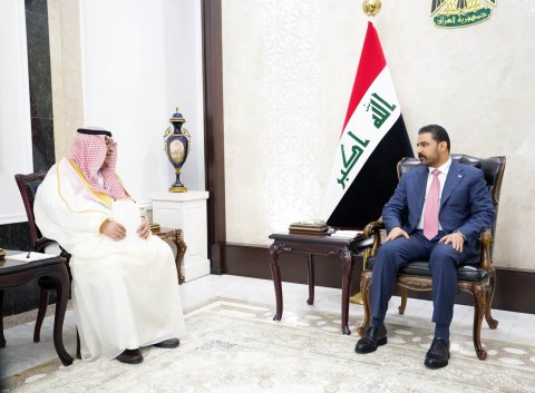 الزيدي يلتقي رئيس جهاز الاستخبارات السعودي ويؤكد : العراق حر
