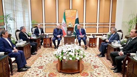 لبيت الأبيض: المباحثات مع إيران في باكستان كانت ثلاثية وجهاً