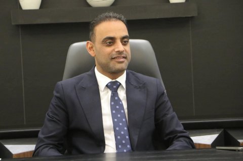 تمويل رواتب العقود المتأخرة في البصرة لأكثر من ثلاثة أشهر