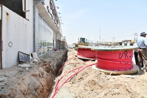 فرع توزيع كهرباء النجف  يعزّز شبكة توزيع الطاقة الكهربائية ب