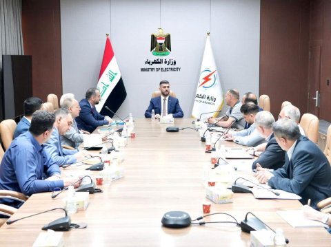 وزير الكهرباء يوجه بتشكيل غرفة طوارئ مركزية خاصة لمواجهة تحد