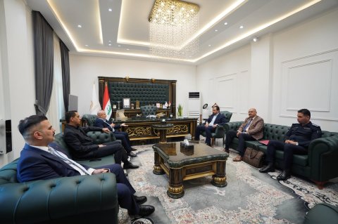 حكومة البصرة تبحث مع وفد من وزارة الداخلية الواقع الأمني بال