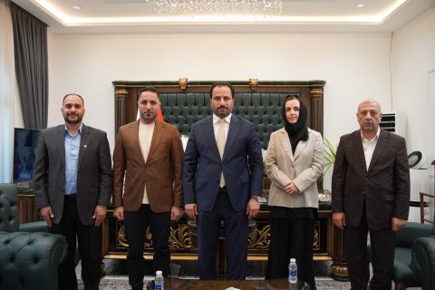 حكومة البصرة تبحث مع اللجنة الدولية للصليب الاحمر في العراق 