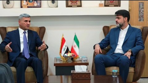 معاون محافظ البصرة يبحث مع القنصل الإيراني الجديد تعزيز التع