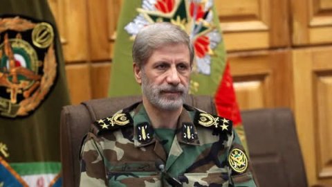 اللواء حاتمي: لن نتردد لحظة واحدة في الدفاع عن إيران