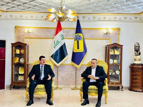 حزبا الامة العربية والامانة يبحثان الوضع السياسي الراهن و ال
