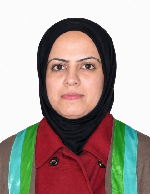 تدريسية في جامعة الكوفة تنشر بحثًا عن توظيف الذكاء الاصطناعي