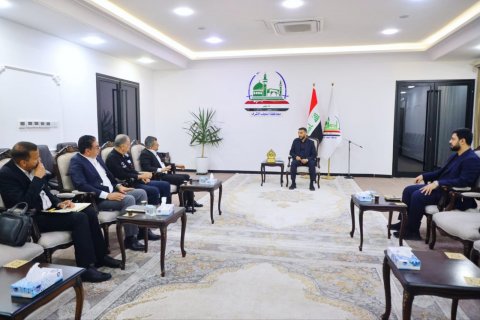 محافظ النجف يبحث م مدير عام إنتاج الطاقة الكهربائية في الفرا