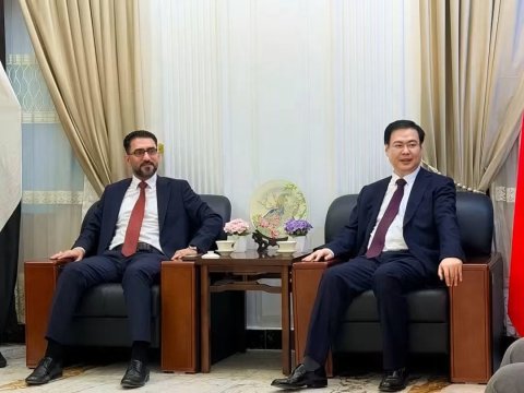 أمين شؤون مجلس ذي قار يزور القنصلية الصينية في البصرة لاستقطاب شركات كبرى