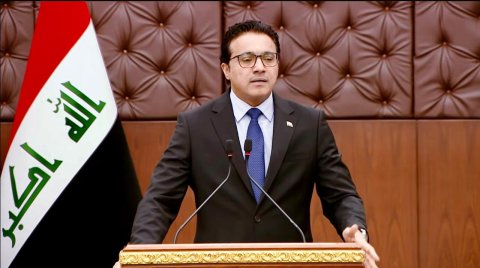 العبودي: شحنة جديدة من الدولار النقدي ستصل إلى العراق خلال ا