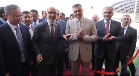 وزير النفط يفتتح مركزا صحيا في قضاء شط العرب بالبصرة