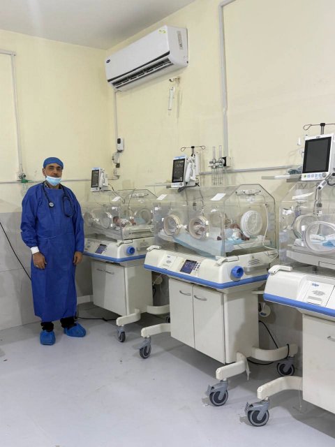 ردهة الخدج في مستشفى المدينة العام بالبصرة تنقذ توأماً ثلاثي