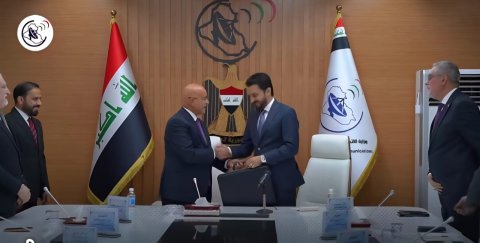 مصطفى سند يتسلم مهام عمله رسمياً وزيراً للاتصالات