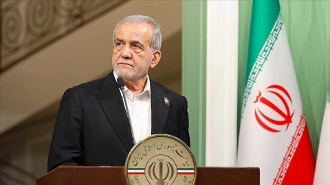 الرئيس الايراني:  نتعرض لضغوط خارجية لزعزعة الاستقرار الداخل